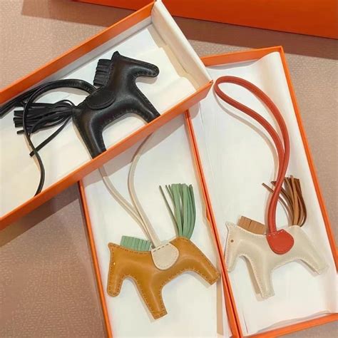 ว ธ ด กระเป า hermes ของแท|วิธีอ่าน Date Stamp บนกระเป๋า Hermes เช็กเองได้ไม่ยากอย่างที่คิด.